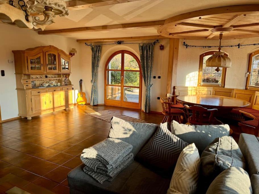 Romantisches Alpenchalet - Mit Sauna Und Kamin - Ruhig Und Zentral Bad Tölz Extérieur photo